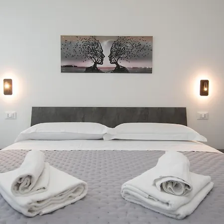 Apartment Elvira *